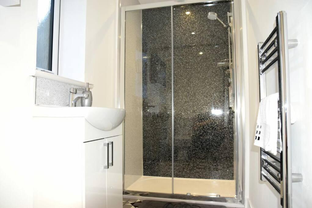 Rammal Lodge - Entire Home, Self Catering Apartment In อินเวอร์เนส ภายนอก รูปภาพ